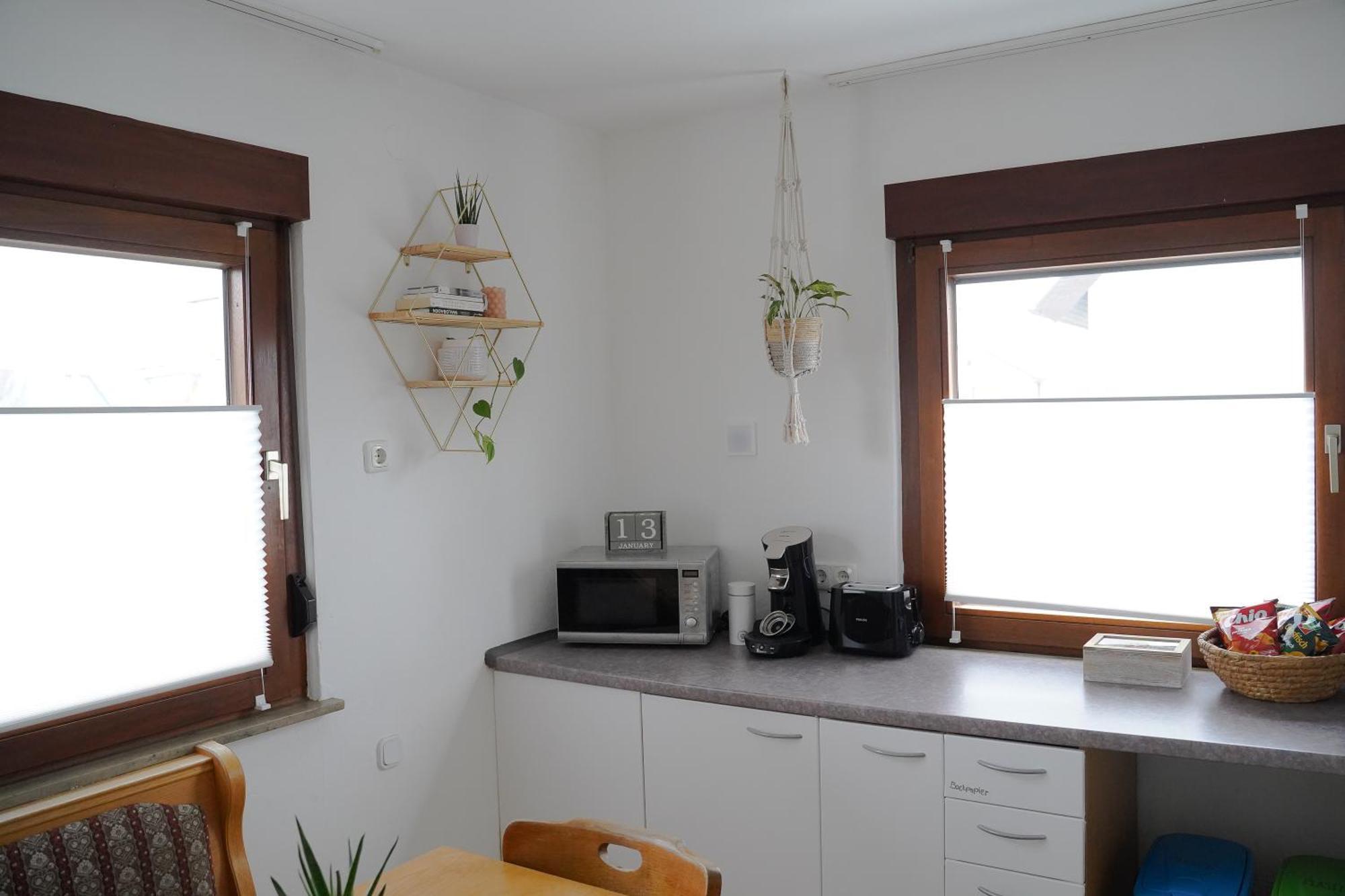 Happybnb Apartment Mit Sonniger Terrasse Lochgau Экстерьер фото